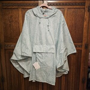 NWT - Vera Bradley Sky Blue Floral Poncho